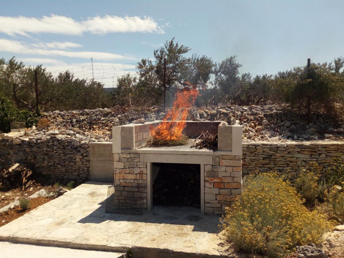 Villa Little Hill Postira Εξωτερικό φωτογραφία