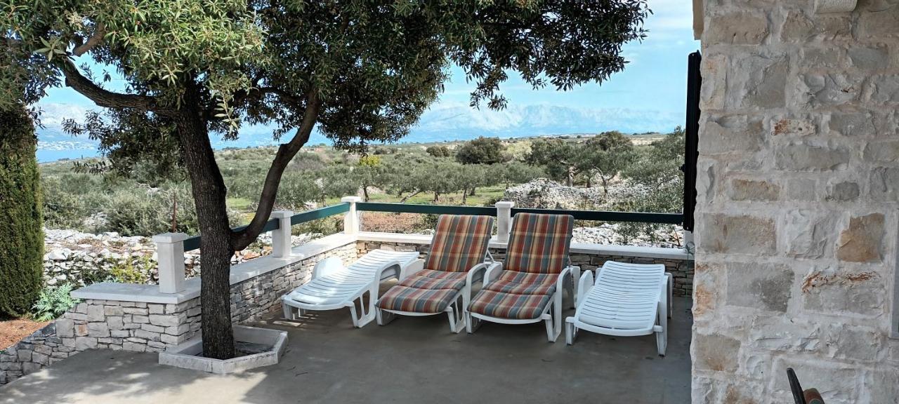 Villa Little Hill Postira Εξωτερικό φωτογραφία